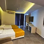 Blue Star Ξενοδοχείο 4*