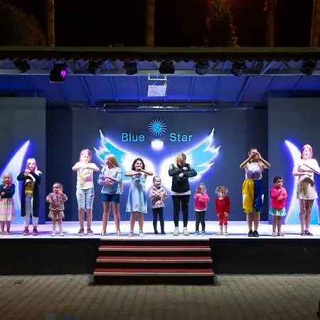 מלון Blue Star אלאניה