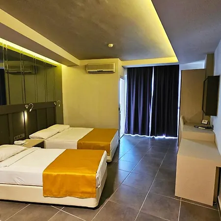 Blue Star Ξενοδοχείο 4*